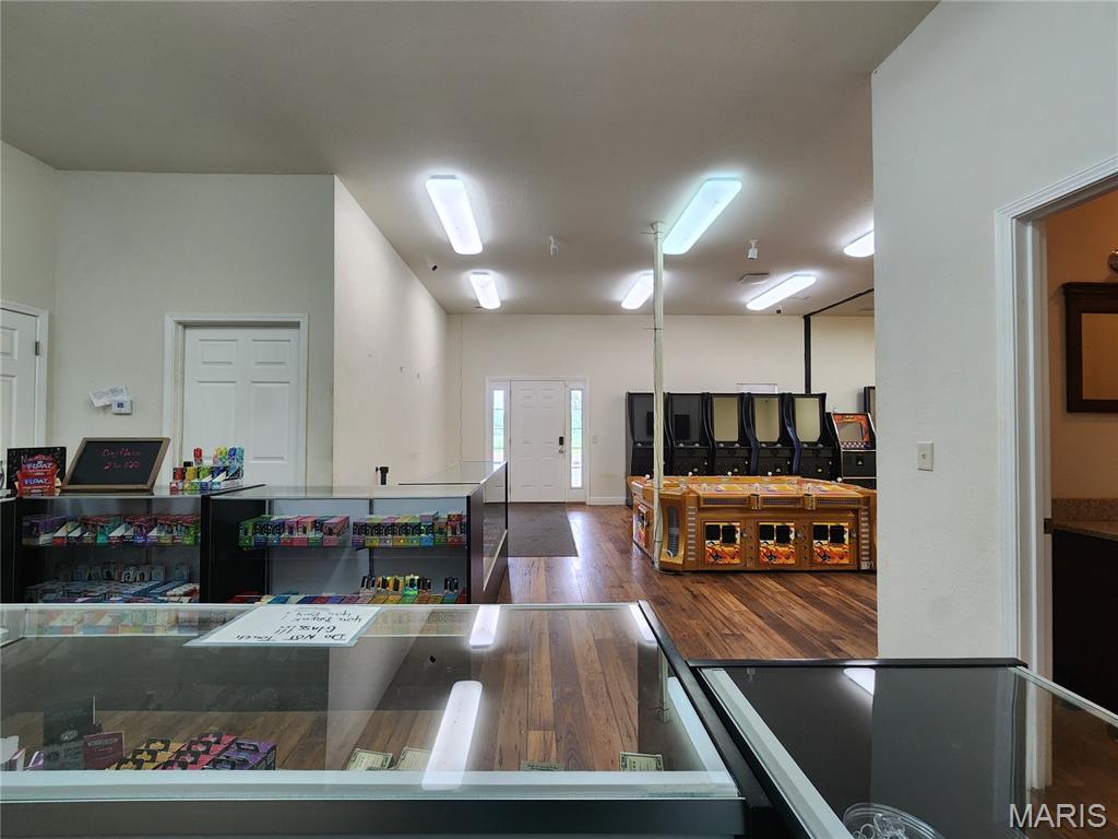 n/a - Commercial Lease