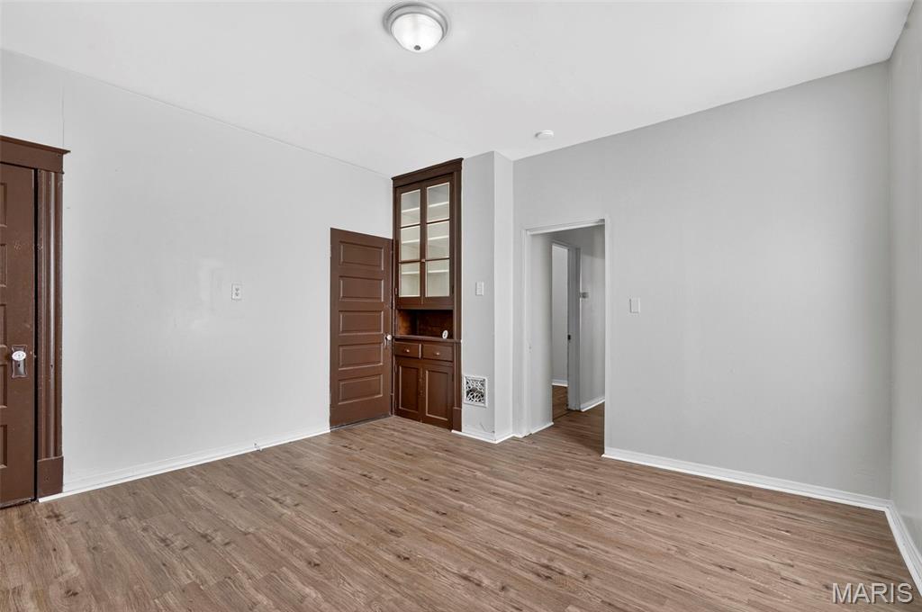St Louis Commons Add - Residential Income
