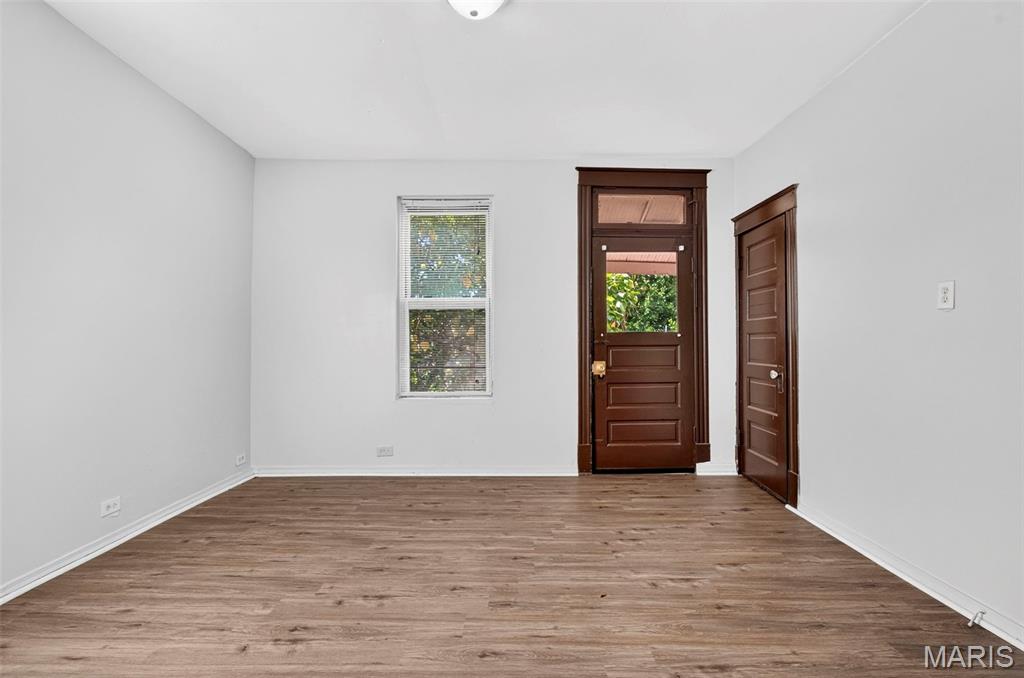 St Louis Commons Add - Residential Income
