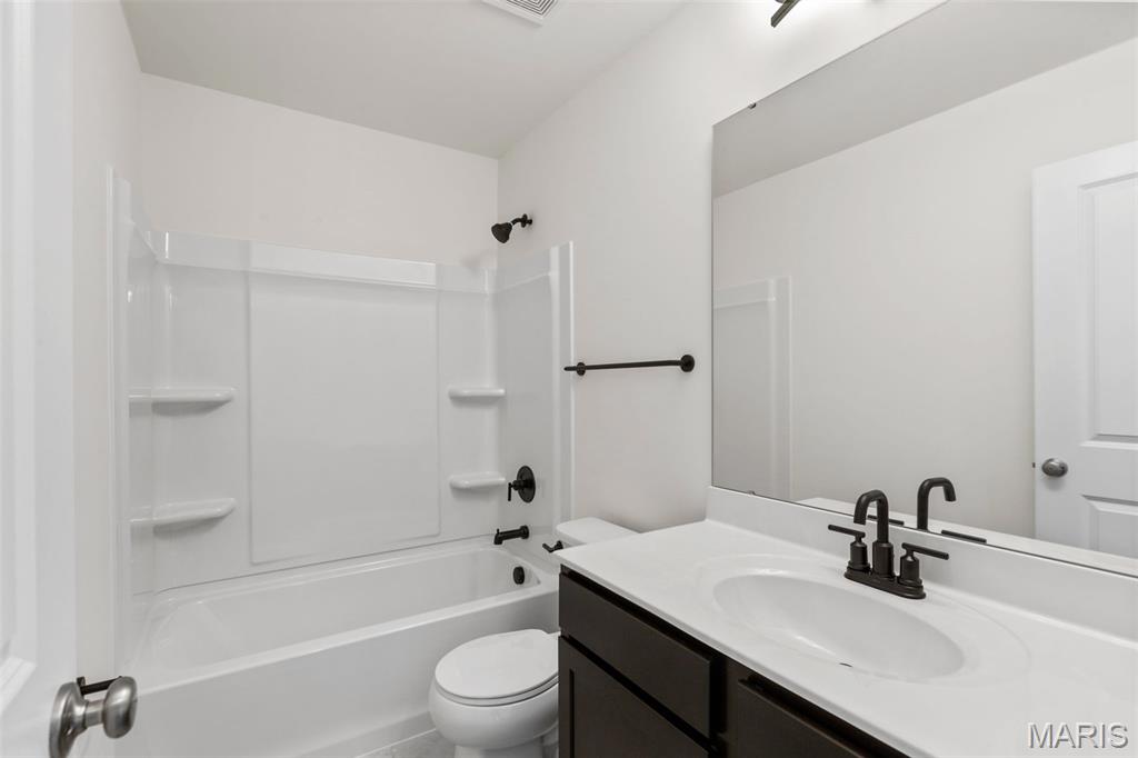 Highlands Manors 211 - Residential