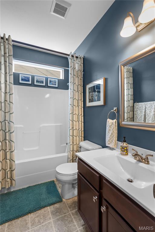 Countryshire #15 - Residential