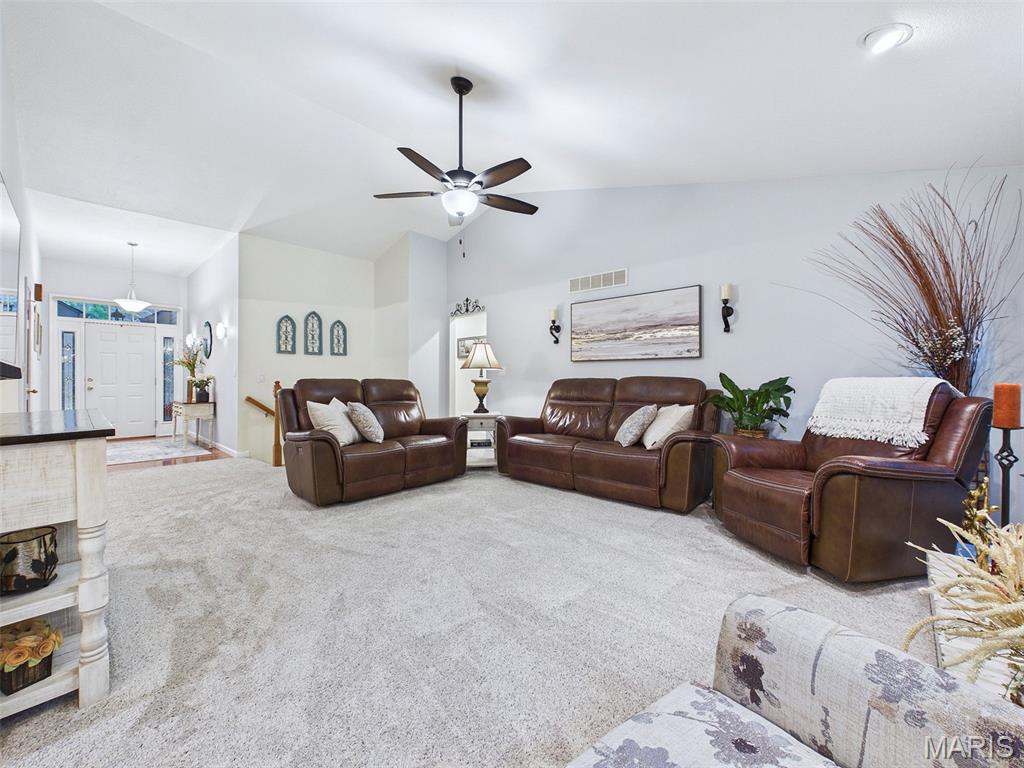 Country Club Manors - Residential