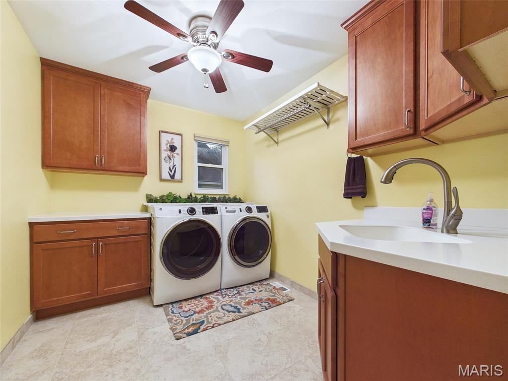Country Club Manors - Residential