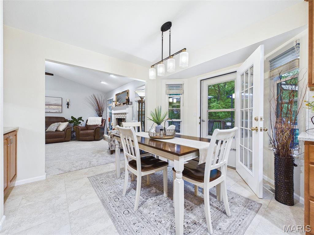 Country Club Manors - Residential