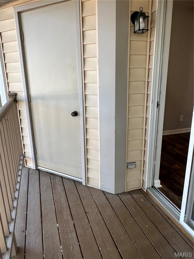 Treetop Condo Ph 2 - Residential