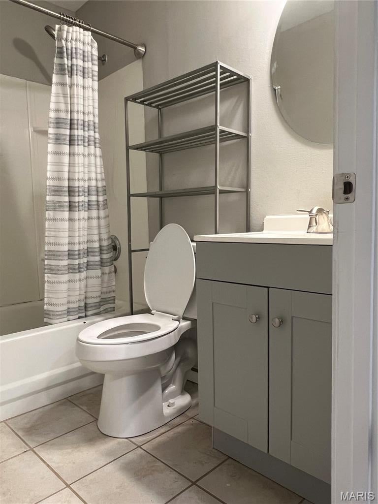Treetop Condo Ph 2 - Residential