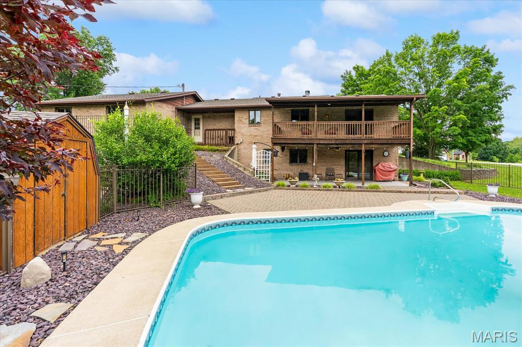 RHYMER RIDGE - Residential
