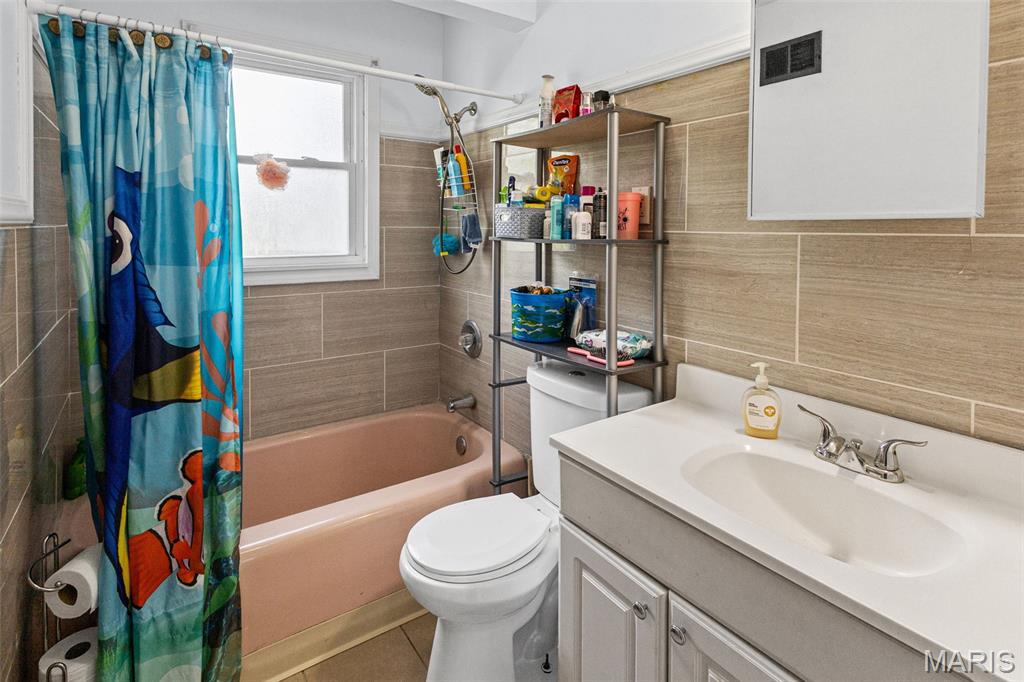 Lakewood Place - Residential