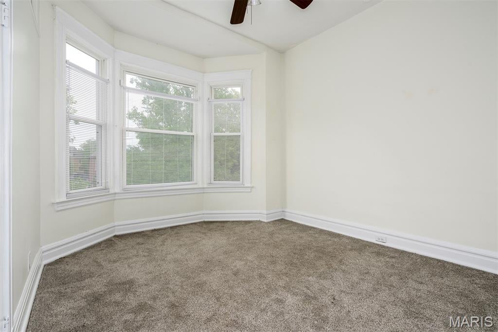 Lindells Add 02 - Residential Income