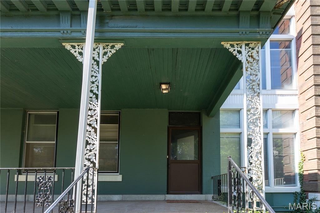 Lindells Add 02 - Residential Income