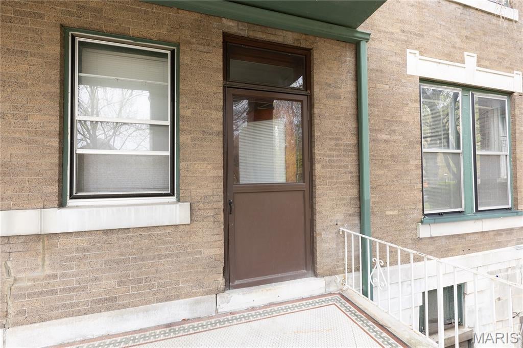 Lindells Add 02 - Residential Income