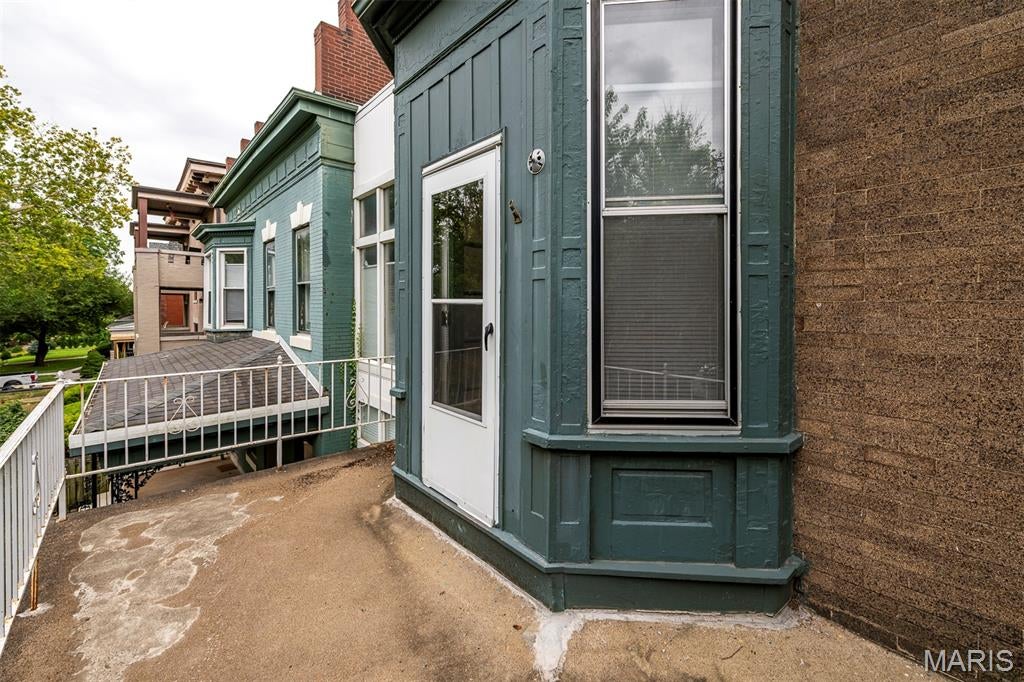 Lindells Add 02 - Residential Income