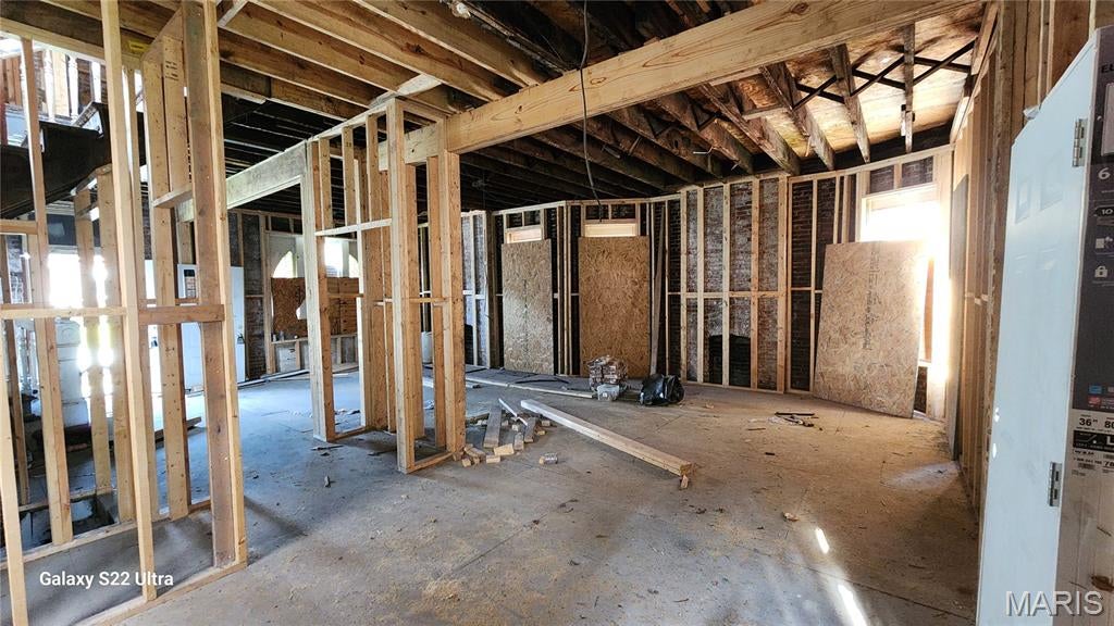 Lucas Hunt Add - Residential