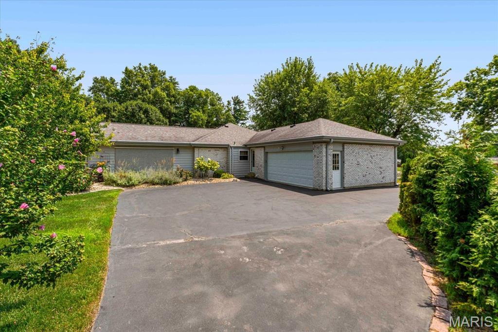 Claymont 10 - Residential