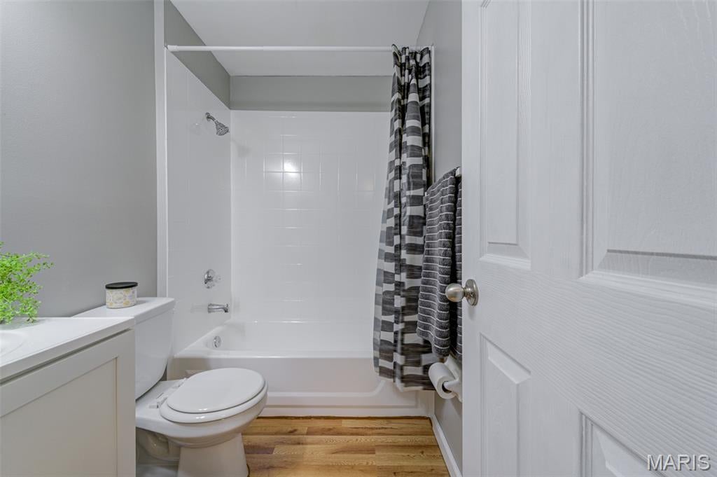 Stone Ridge Estate Condos - Residential