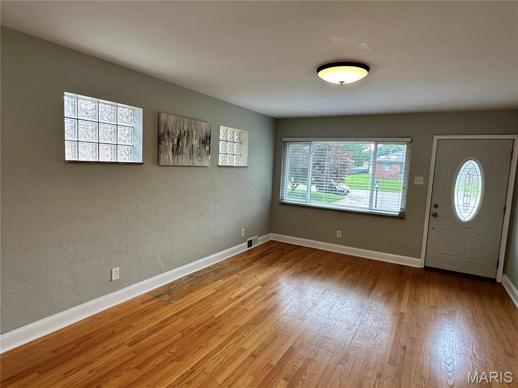 Dallas Court - Residential