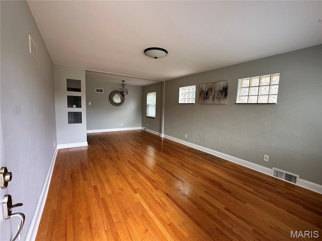 Dallas Court - Residential
