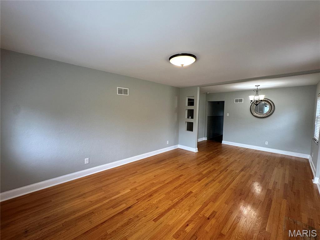 Dallas Court - Residential