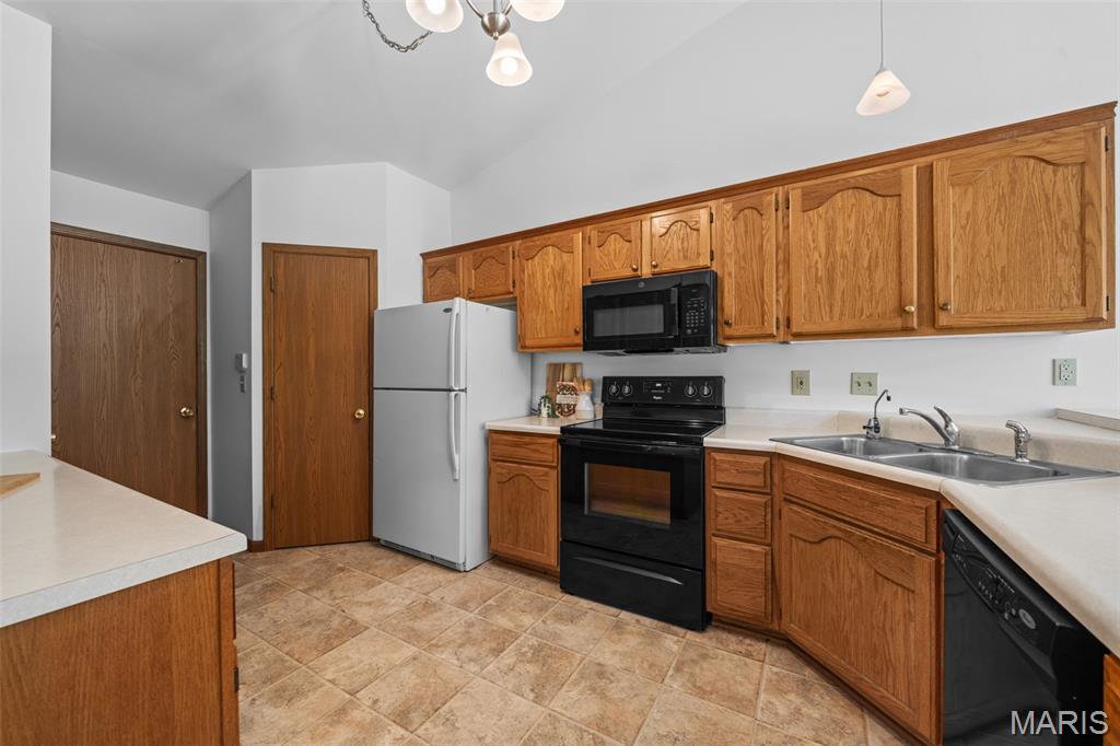 Strawberry Ridge - Residential