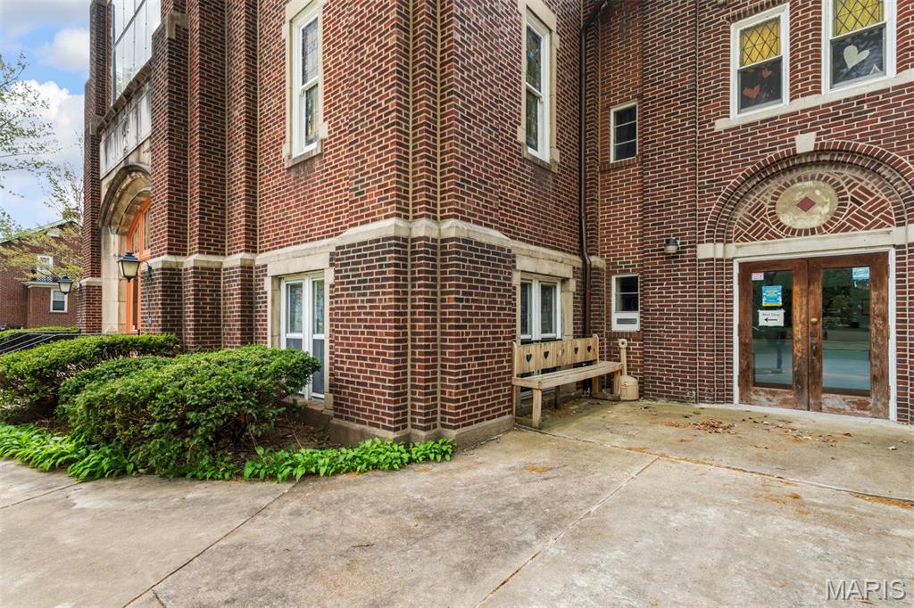 Gravois Kingshighway Park - Commercial Sale