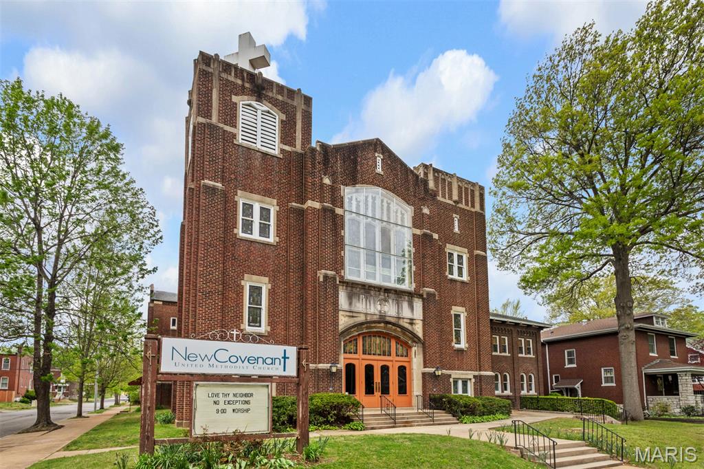 Gravois Kingshighway Park - Commercial Sale