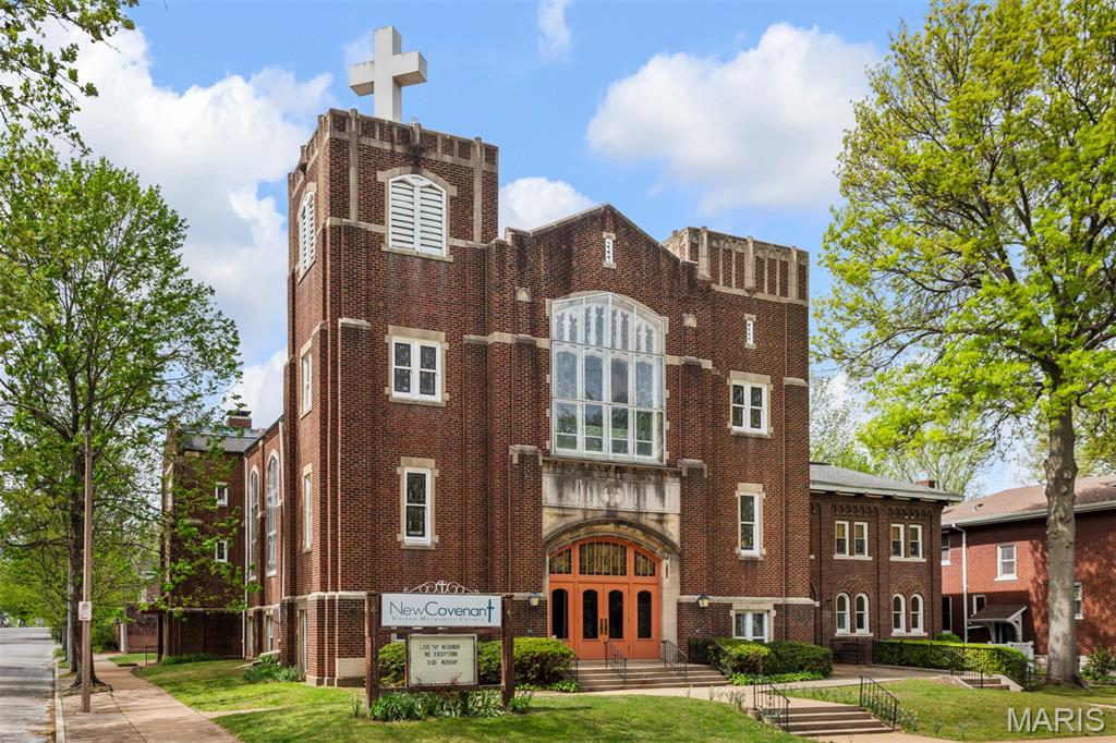 Gravois Kingshighway Park - Commercial Sale