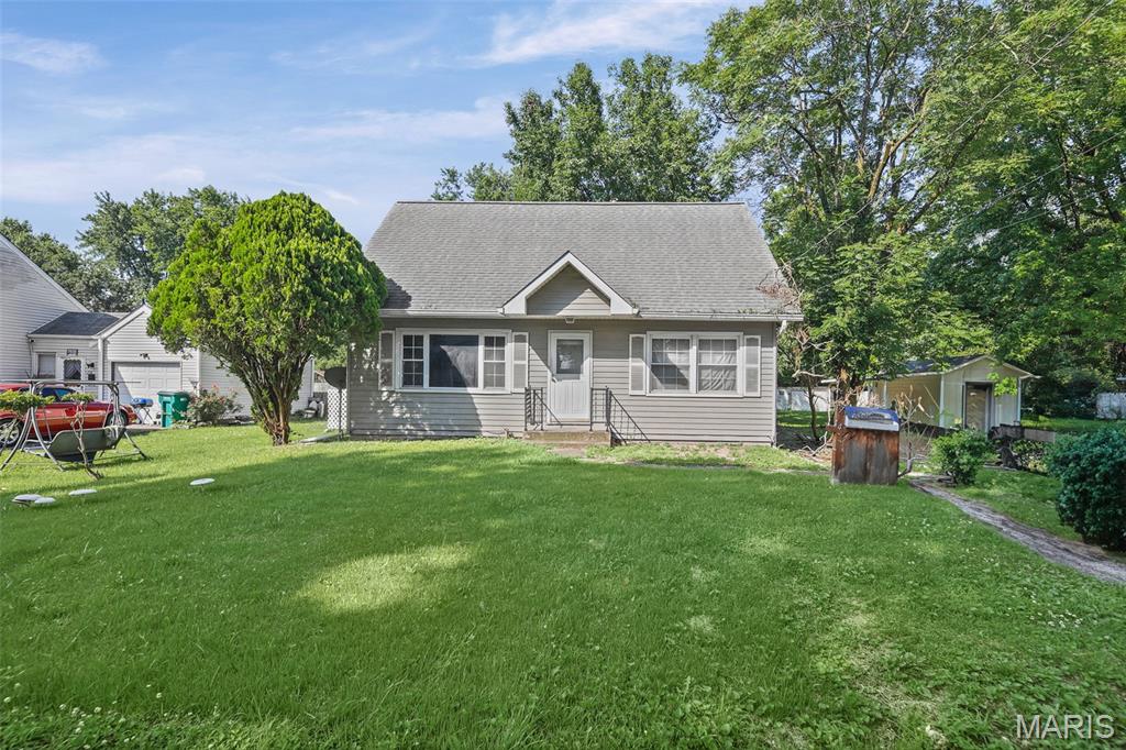 Endless Potential! 4 BR, 2 BA Rehab Opportunity.
Roll up your sleeves and build instant equity! This 1.5-story home features a main-floor bedroom and bath, with 3 more bedrooms and a second bath upstairs. The lower level adds a finished bonus room and ample storage. Hobbyists will love the 2-car garage featuring a massive 20x14 rear workshop, plus an extra backyard storage shed. Sold strictly AS-IS—seller will not provide inspections or repairs. Don't miss out on this fantastic investment!
Listing broker has attempted to offer accurate data & info is deemed reliable but not guaranteed. Square footage may not be accurate. Buyers & agents are responsible for verifying accuracy.