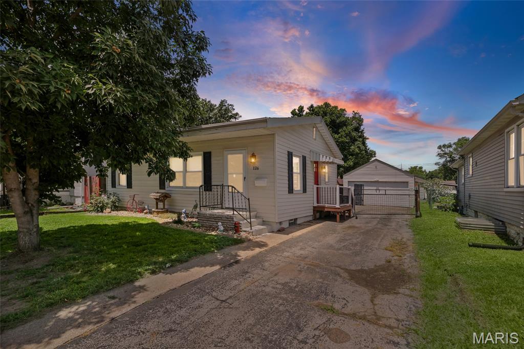 Re-Subdivision/Roxana - Residential