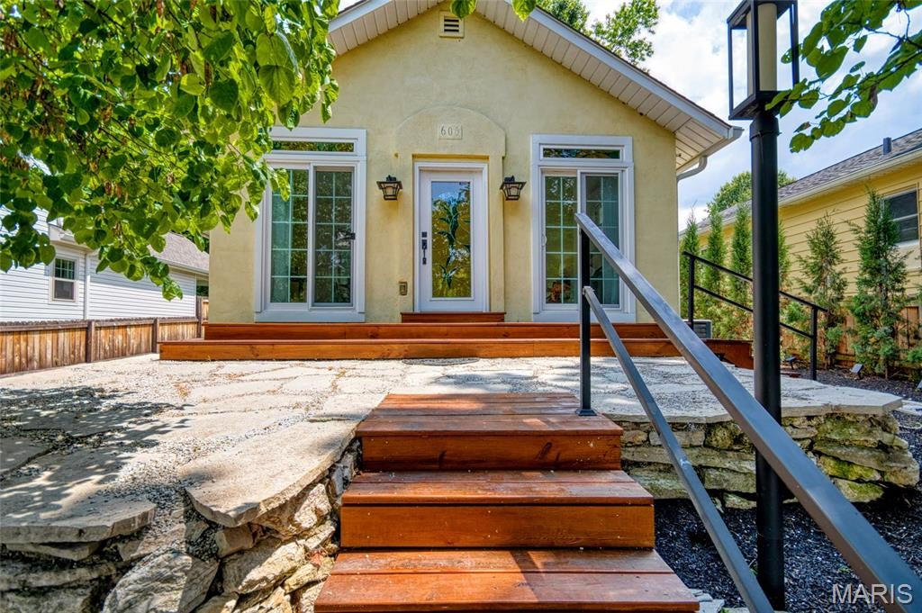 Tuxedo Park - Residential