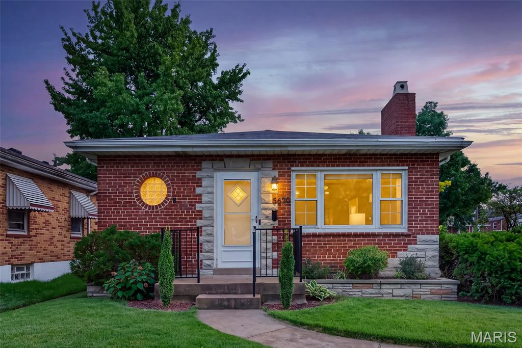 Joan/Arc Hills - Residential