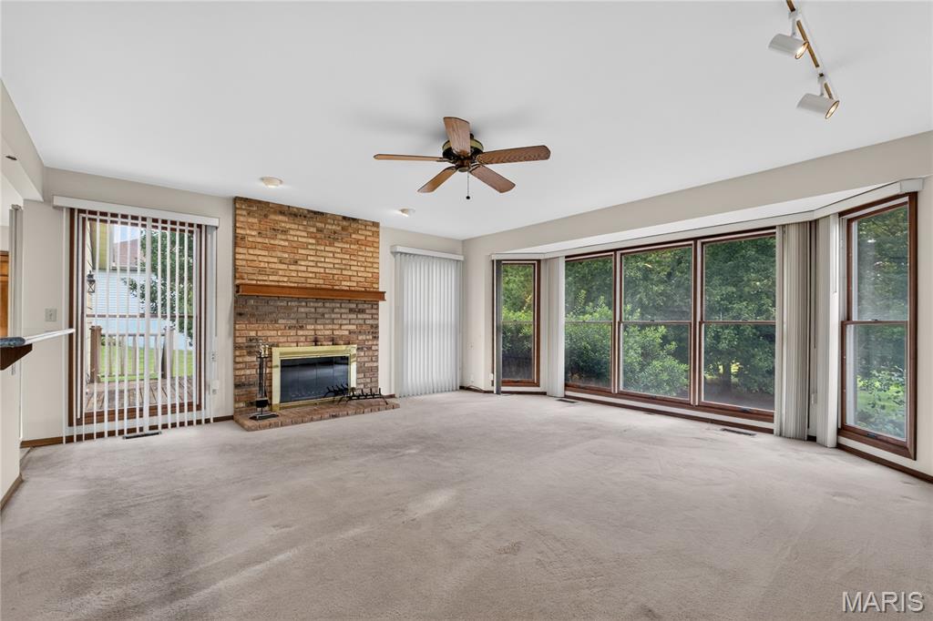Lexington Farm Three - Residential