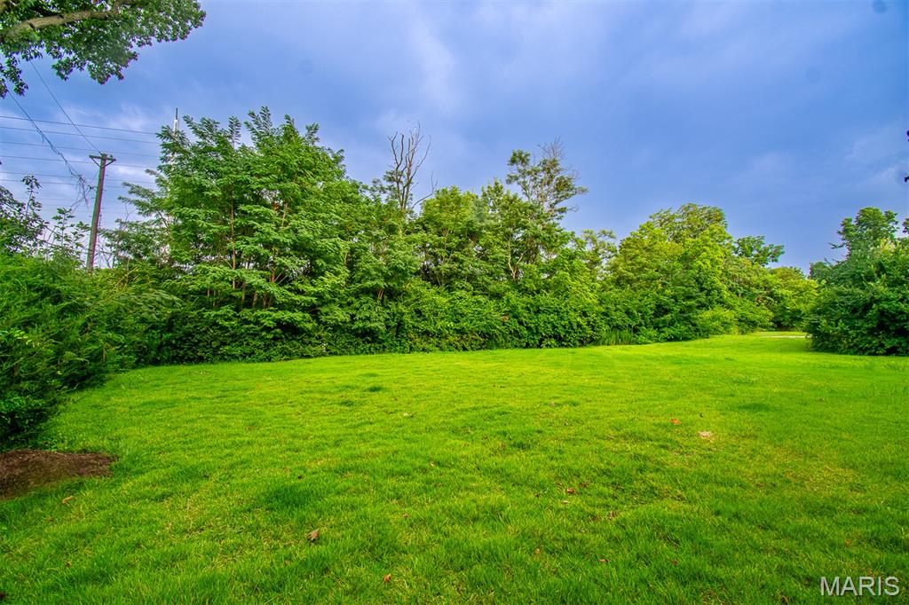 Bon Price Park - Land