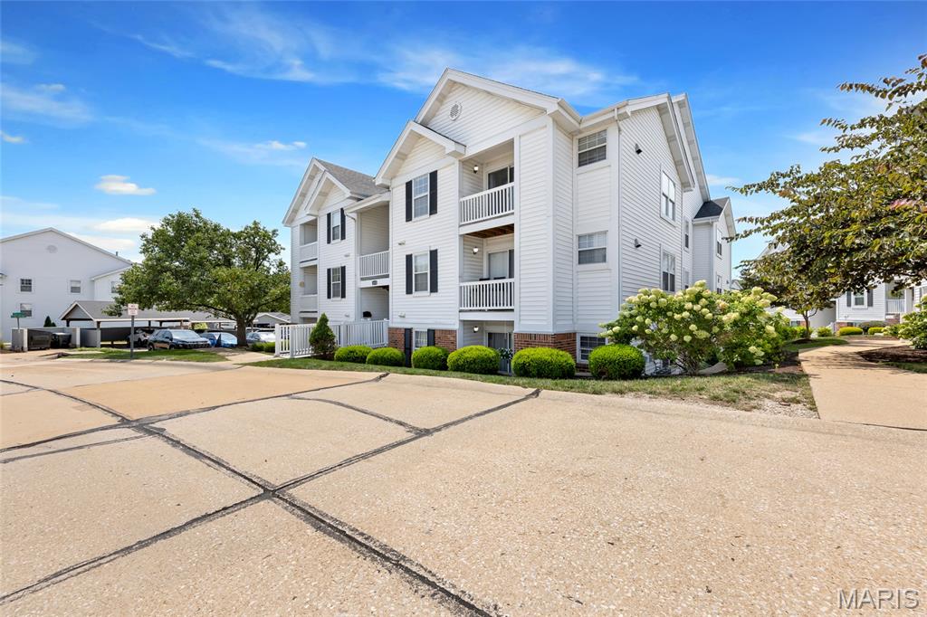Victoria Crossing Easement 18 At - Residential
