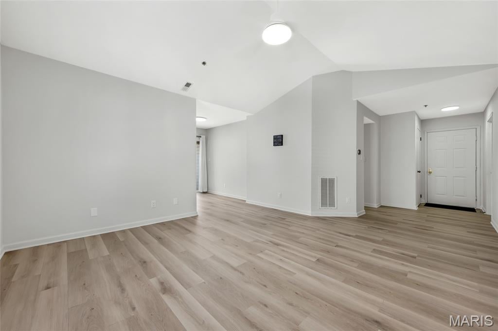 Victoria Crossing Easement 18 At - Residential