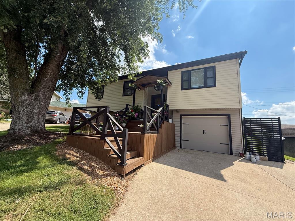 Oakview 1st Add - Residential