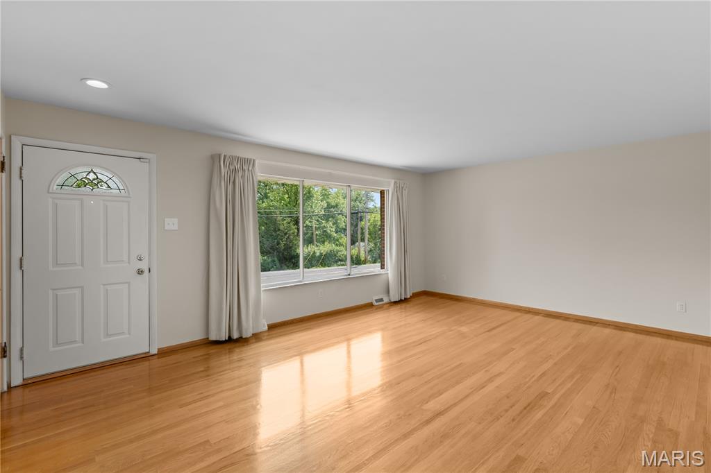 Oak Lake Estates - Residential Lease