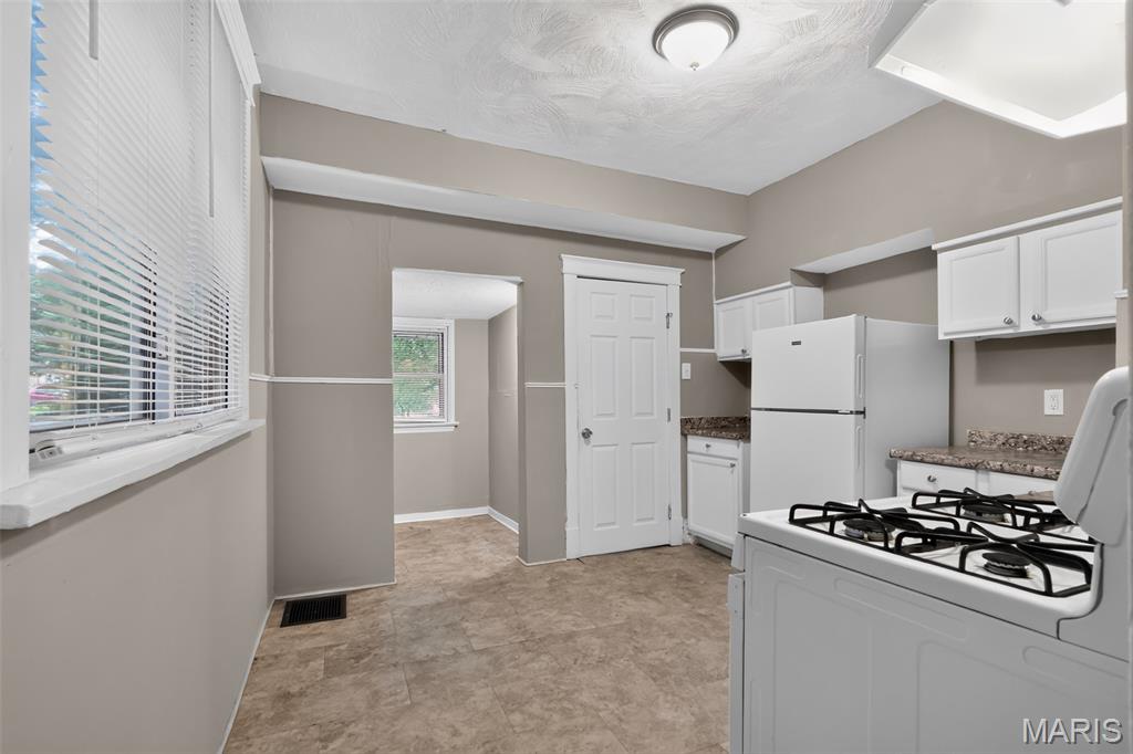 West Lawn - Residential