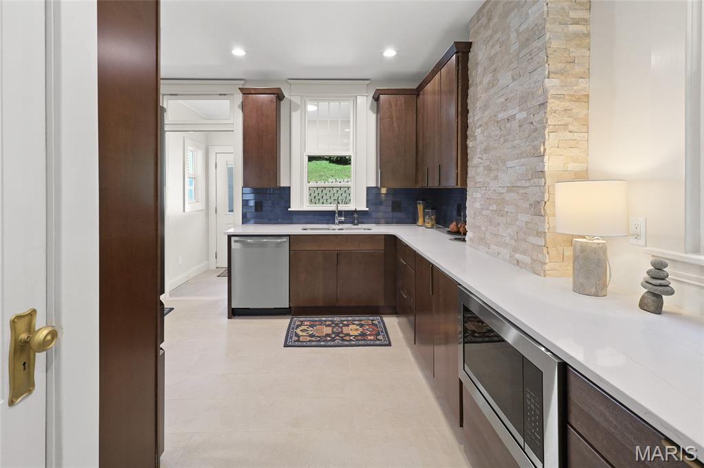 Signal Hill - Residential