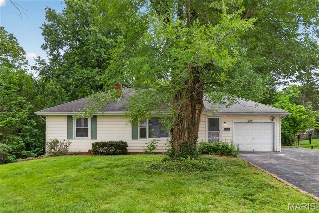 Open House Thursday, 6/25 12-2pm. Calling all builders and investors, this is the lot you've been waiting for. Situated on a generous 0.4-acre parcel in the heart of Kirkwood this home offers serious upside for a new build, major renovation, or value-add flip. The existing 2-bed, 2-bath home with partially finished basement and 1-car garage gives you flexibility: rehab the current footprint or start fresh on one of the largest lots available in this price range. Oversized driveway adds extra appeal for parking. Located in award-winning Kirkwood School District, minutes from downtown Kirkwood's shops, restaurants.