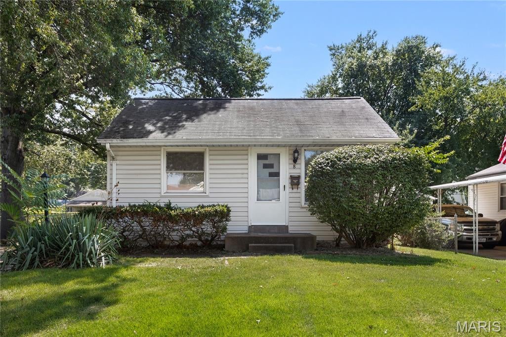 Charming and Move-In Ready in Florissant!

Welcome to 8 Wescott Dr—a fantastic, fully refreshed single-family home offering comfort, convenience, and charm!

Step inside to discover a freshly painted interior with a bright, welcoming ambiance that makes this home truly move-in ready. Featuring an efficient and comfortable layout, this property is ideal for first-time buyers, downsizers, or savvy investors alike.

Key features include:

Fresh Paint & Clean Finishes: Enjoy a crisp, neutral color palette throughout that complements any decor style.

Enclosed Garage: Provides secure parking, extra storage space, and convenience year-round.

Expansive Backyard: Step outside to a wonderfully large backyard—the ultimate blank canvas for outdoor entertaining, weekend barbecues, gardening, or relaxing under the open sky.

Conveniently located near local schools, parks, shopping, and dining with easy access to major highways. Don't miss your chance to make this delightful house your new home—schedule a showing today!