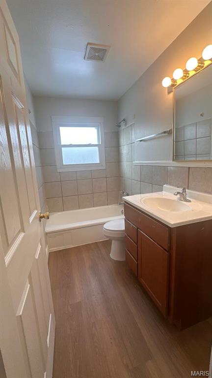 Knollwood - Residential Lease