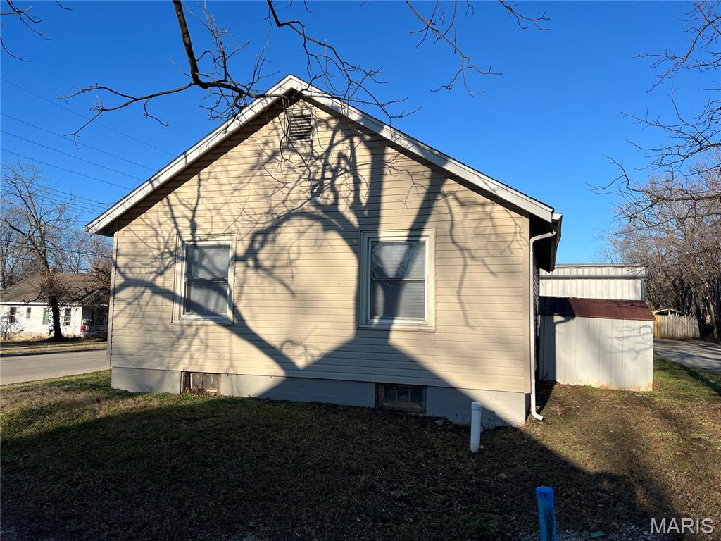 1ST R.R. BLOCK - Residential