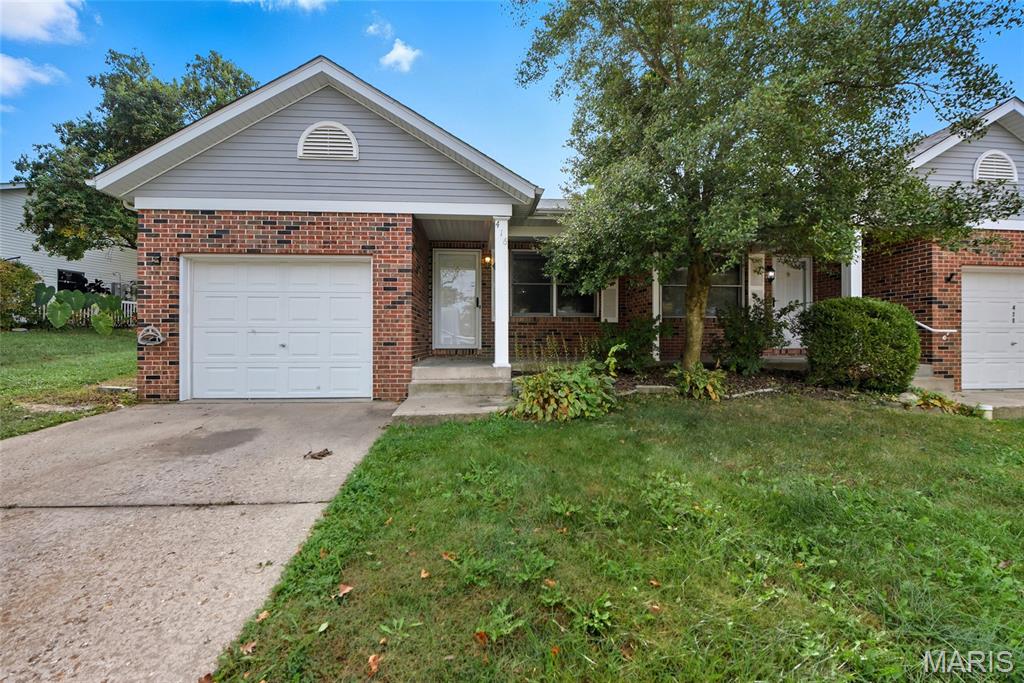 Parkway Manor - Residential
