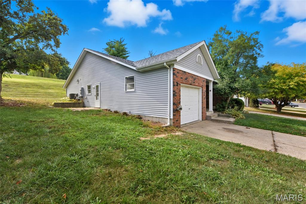 Parkway Manor - Residential