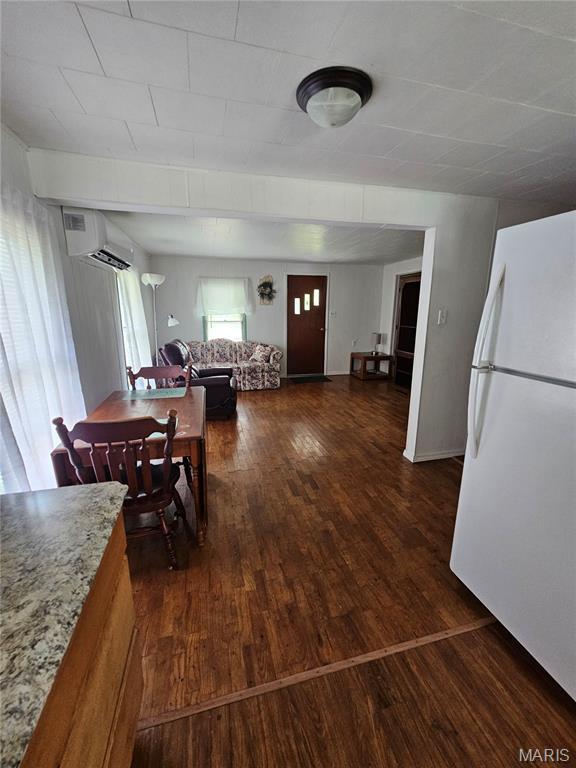 Lincoln Place - Residential