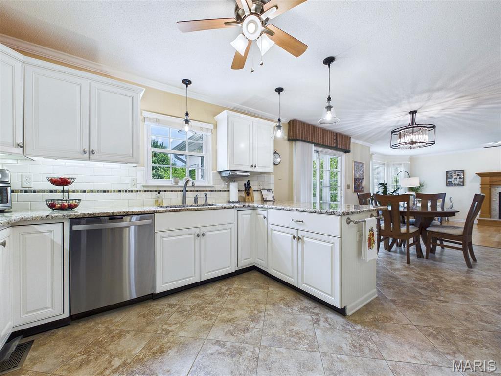 Hunter's Crossing - Residential