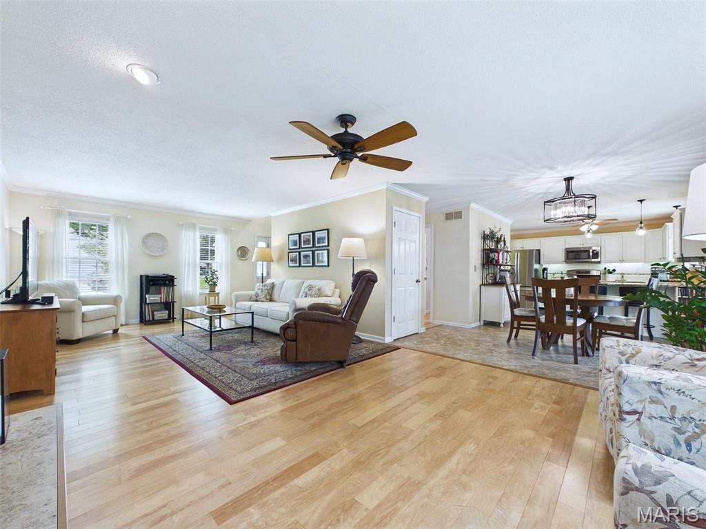 Hunter's Crossing - Residential