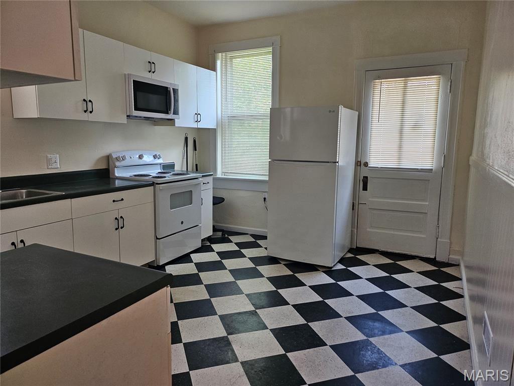 Robert W Hunts Add - Residential Lease