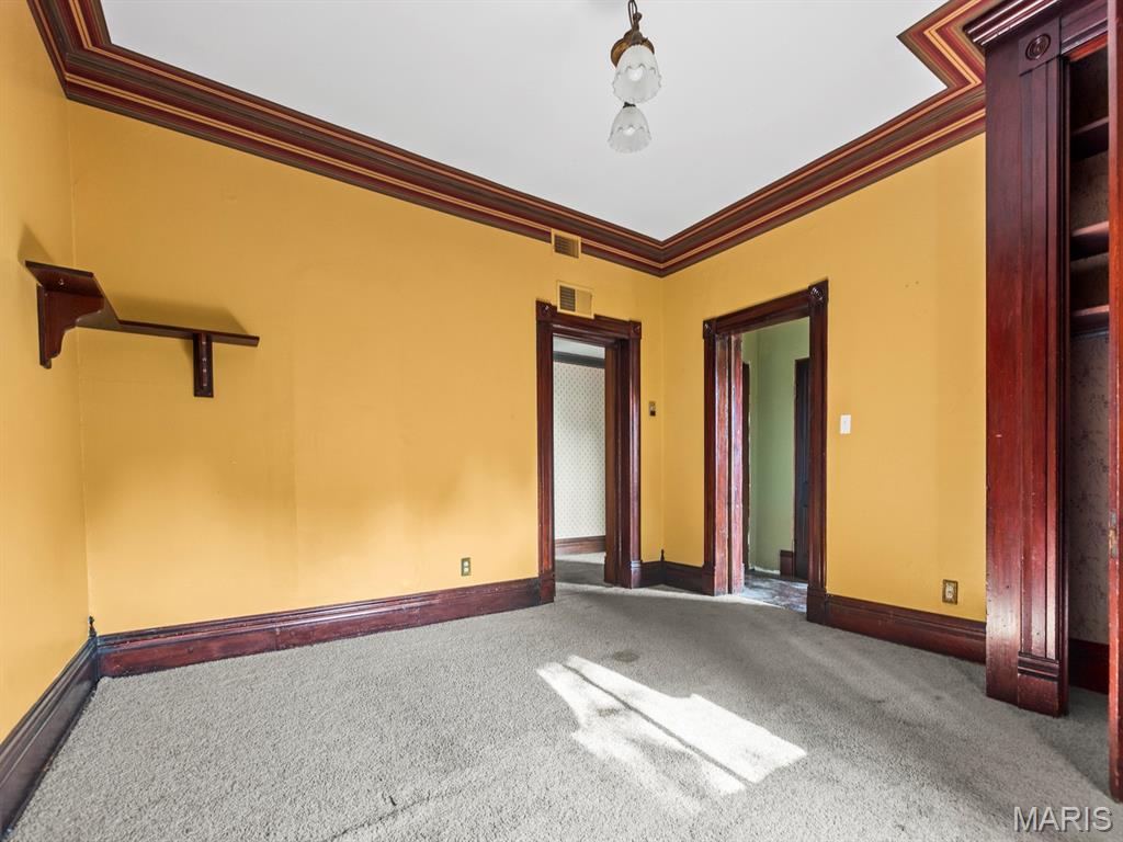 Trails Resurvey Of Martins Add - Residential