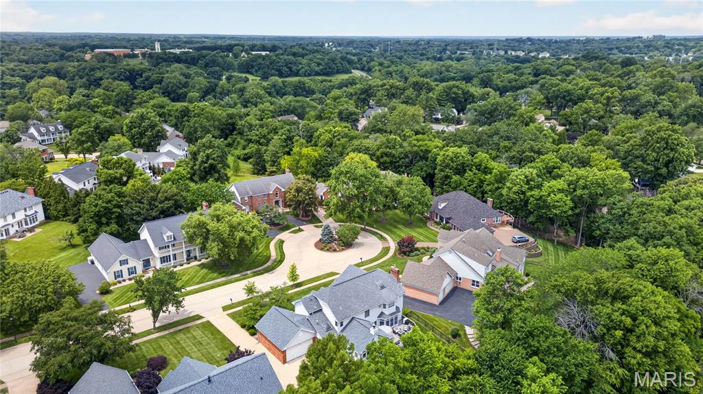 The Seasons At Schoettler 2 - Residential